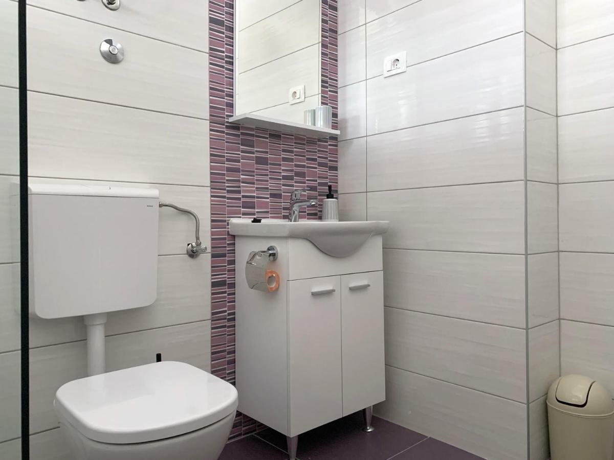 Apartments Zika Промайна Екстериор снимка