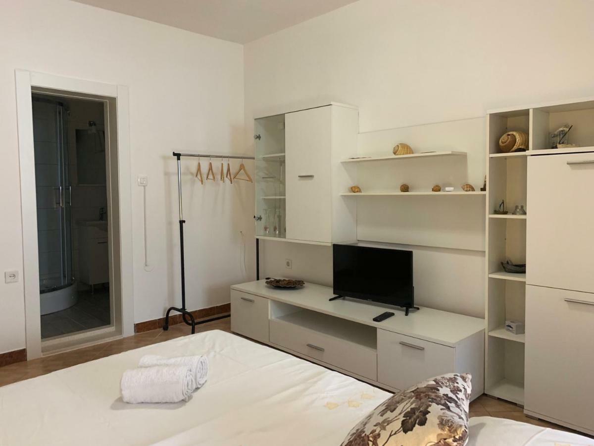 Apartments Zika Промайна Екстериор снимка