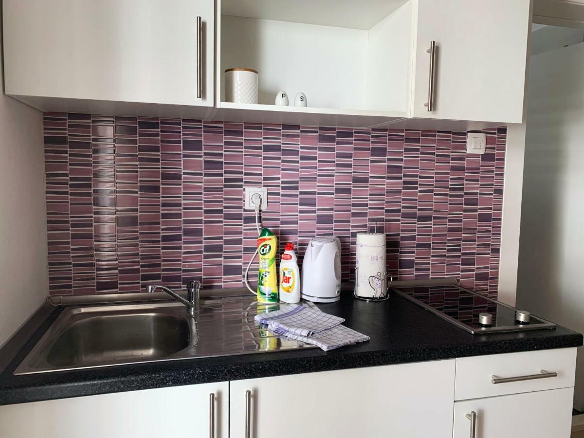 Apartments Zika Промайна Екстериор снимка